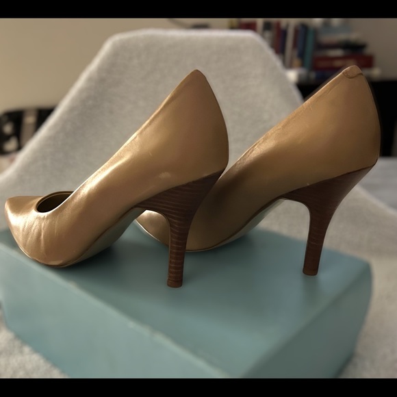 NINE WEST ACT3-M PUMPS LIGHT NATURAL LEATHER SIZE 8 MEDIUM - Picture 2 of 5